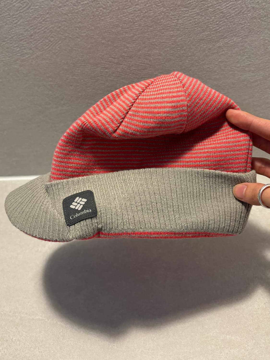 컬럼비아 스트라이프 니트캡 상품이미지1