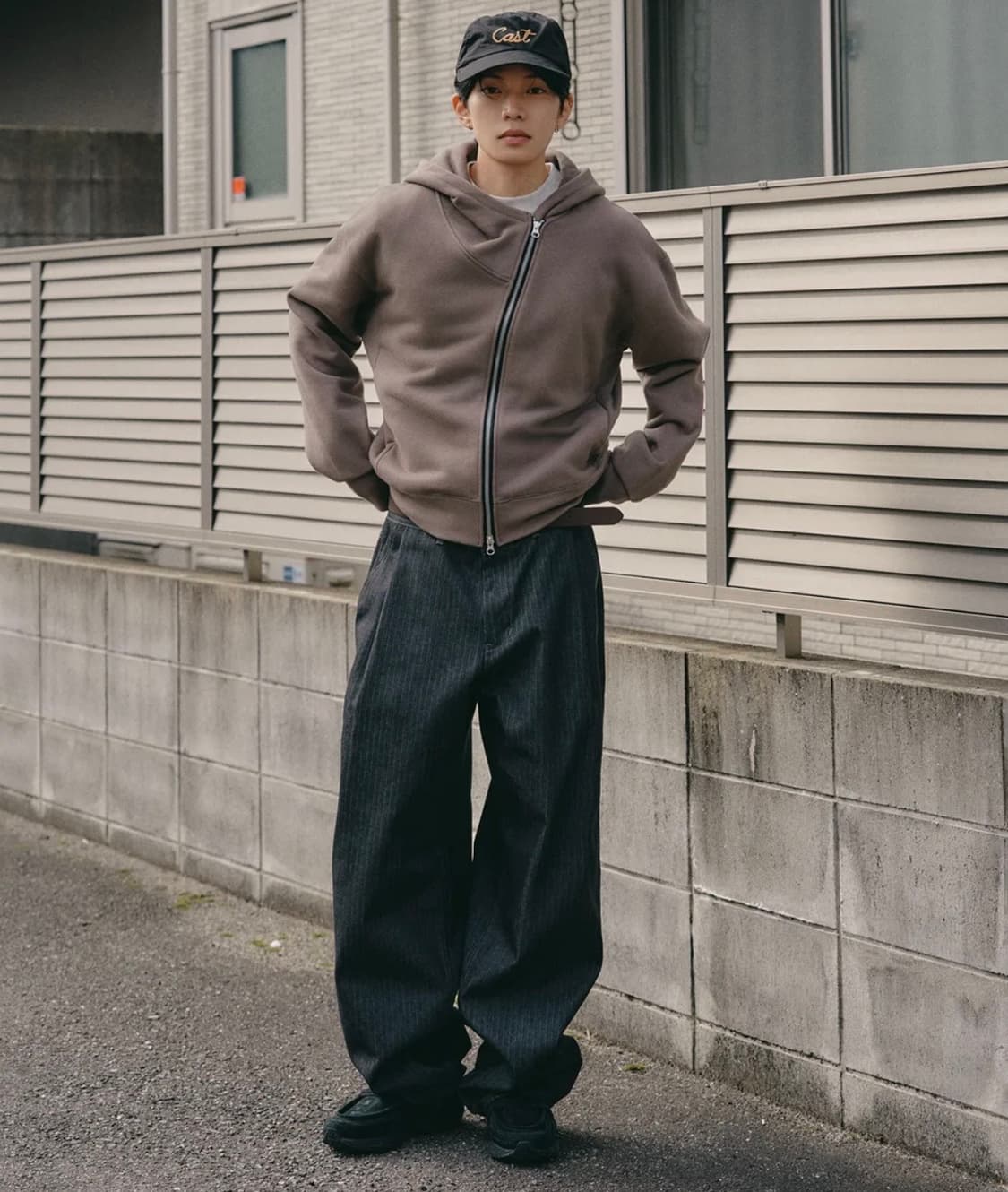 제로 사선 투웨이 크롭 후드 집업 [빈티지 브라운] 상품이미지2