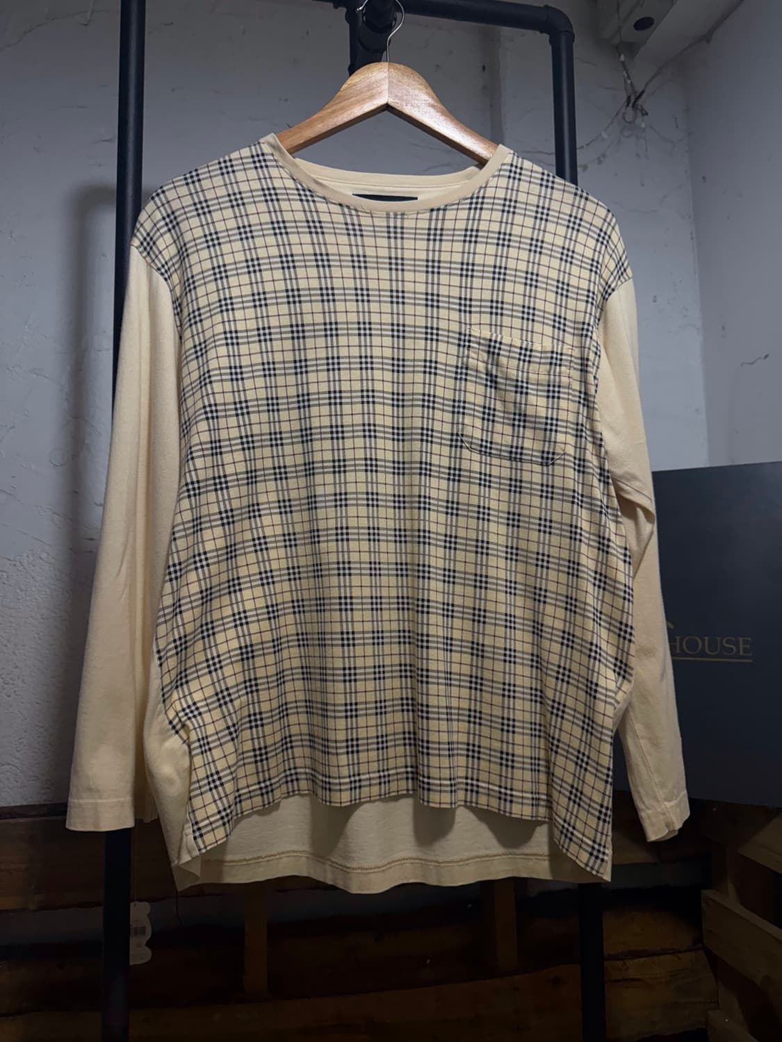BURBERRY long sleeve 상품이미지1