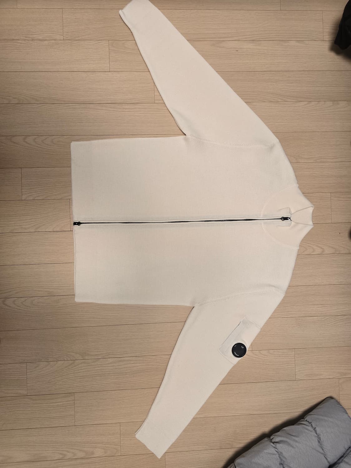 cp컴퍼니 아이보리 울니트집업 L사이즈 상품이미지1