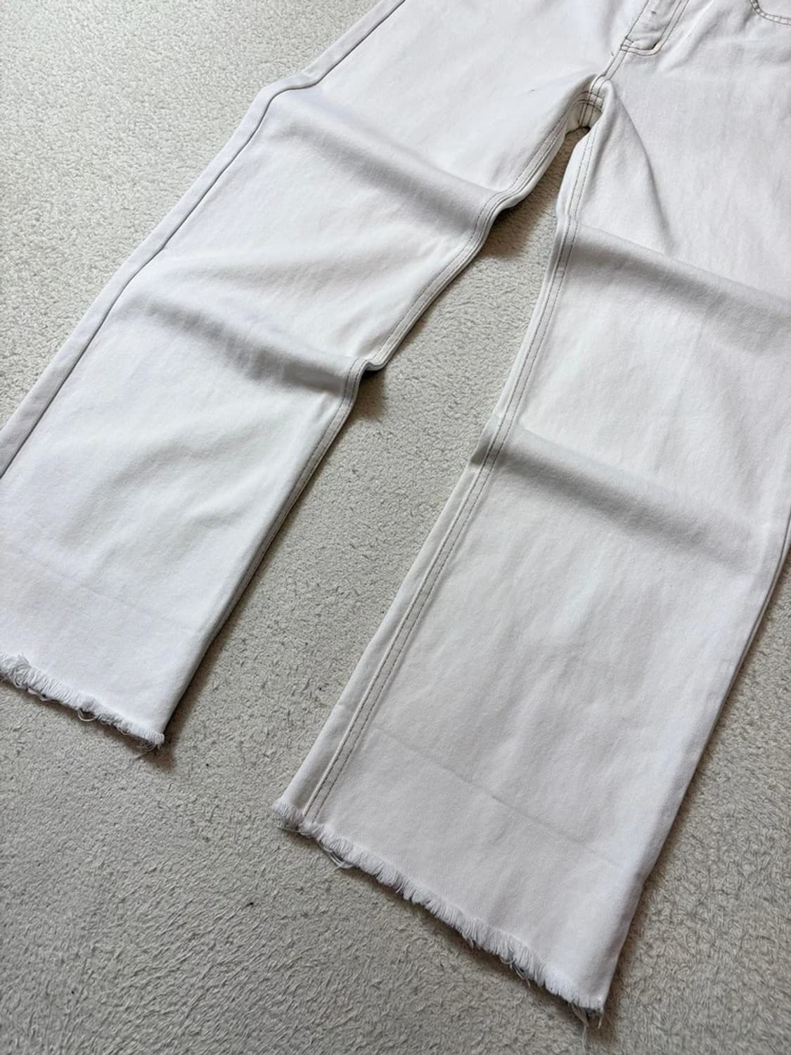 더오픈프로덕트 커팅 세미 와이드 데님 팬츠 PN6775 상품이미지5