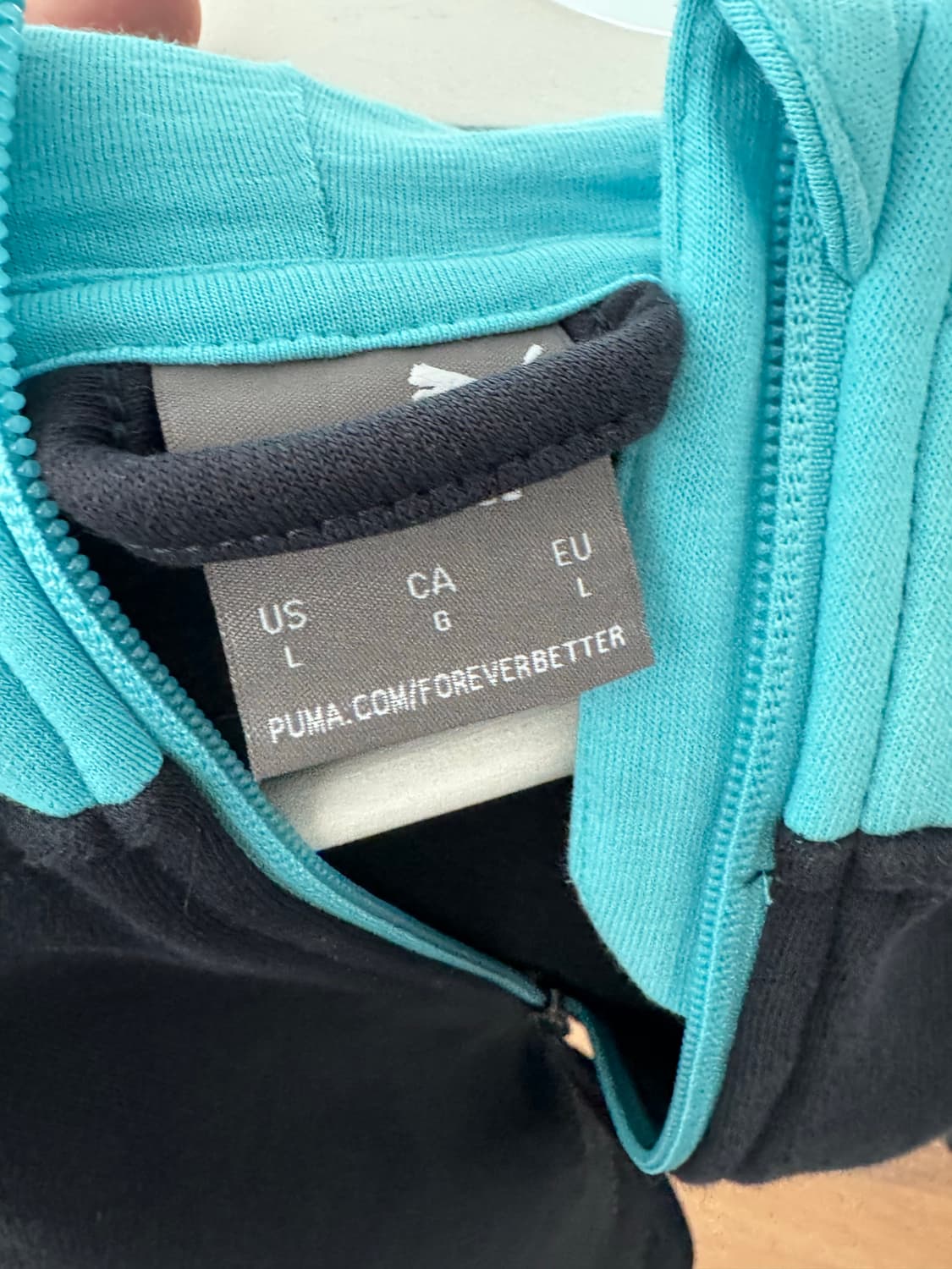 [L] 맨체스터 시티 23년 내한 한정판 푸마 트래블 자켓 (후드 집업) 상품이미지7