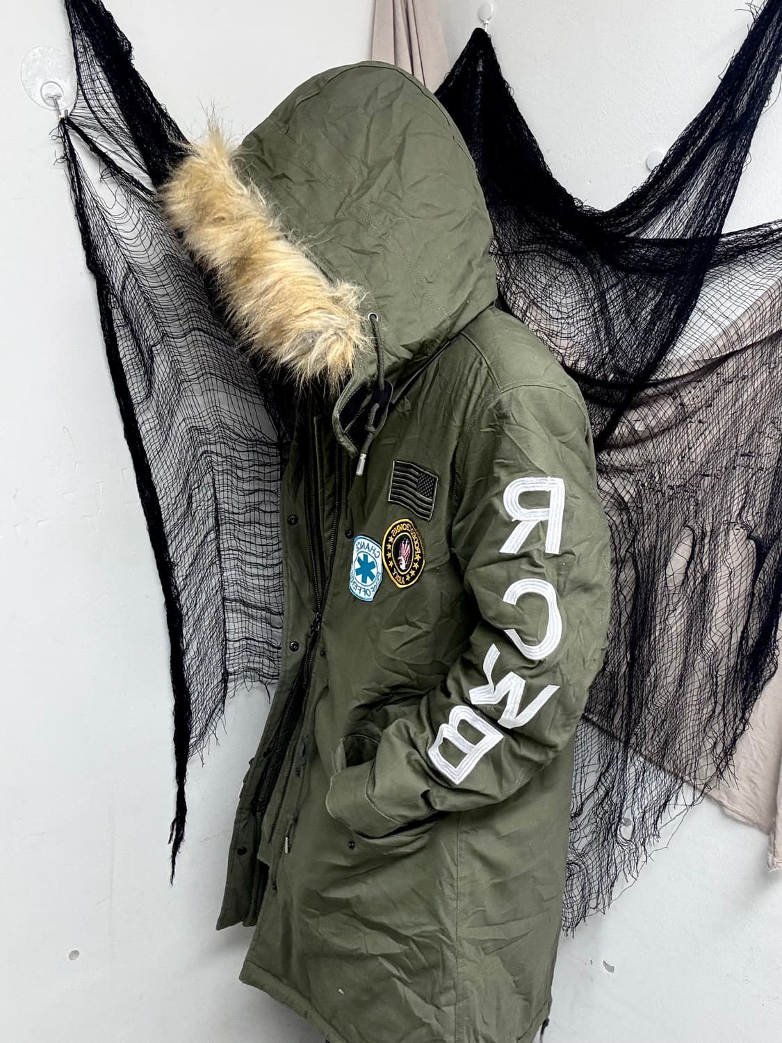 Khaki Patch Detail Fur Over-Size Field H 상품이미지3