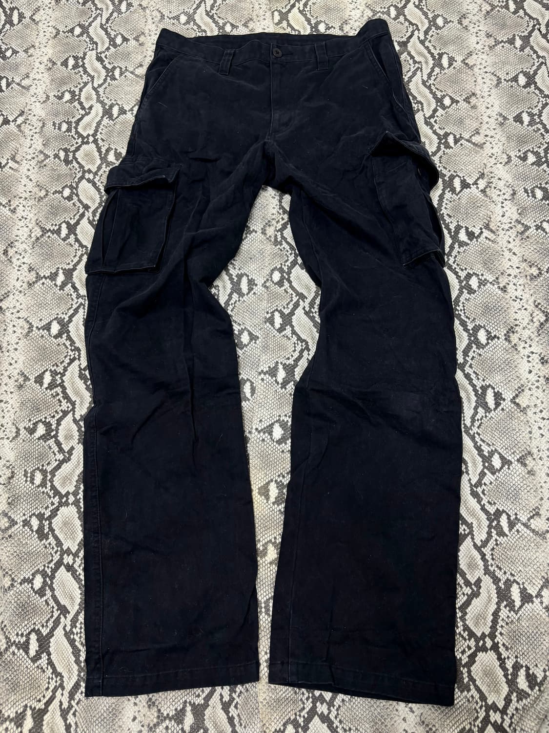 “Vintage” Y2K Black Cargo Pants 상품이미지1