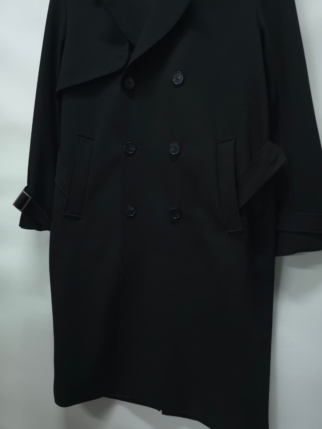 드로우핏(DRAW FIT) 블랙 더블 트렌치 코트 (L사이즈)(상태최상) 상품이미지3