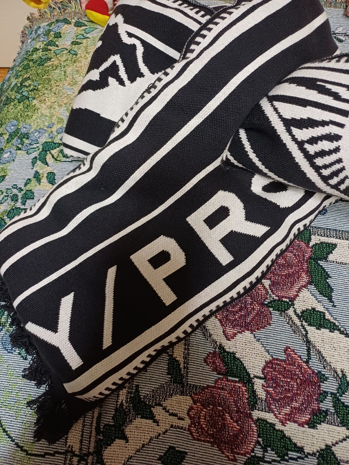 와이프로젝트 패딩머플러 상품이미지3