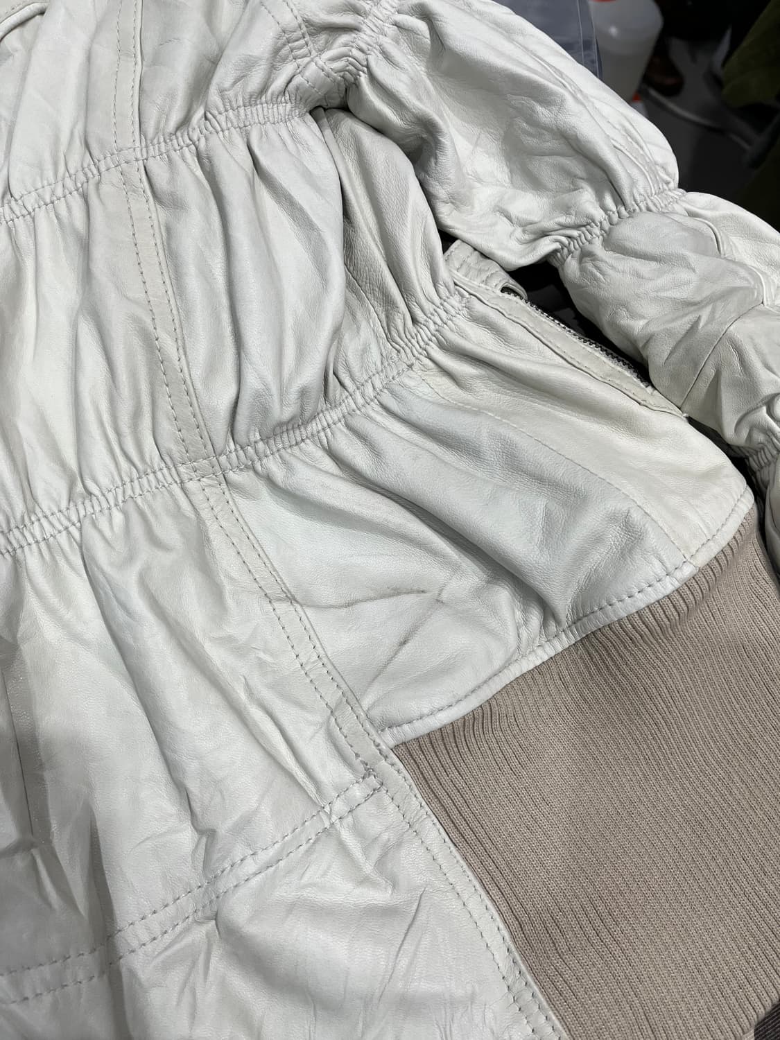 UNIT PLUS 양가죽 하이넥 셔링 자켓 우먼즈 상품이미지9