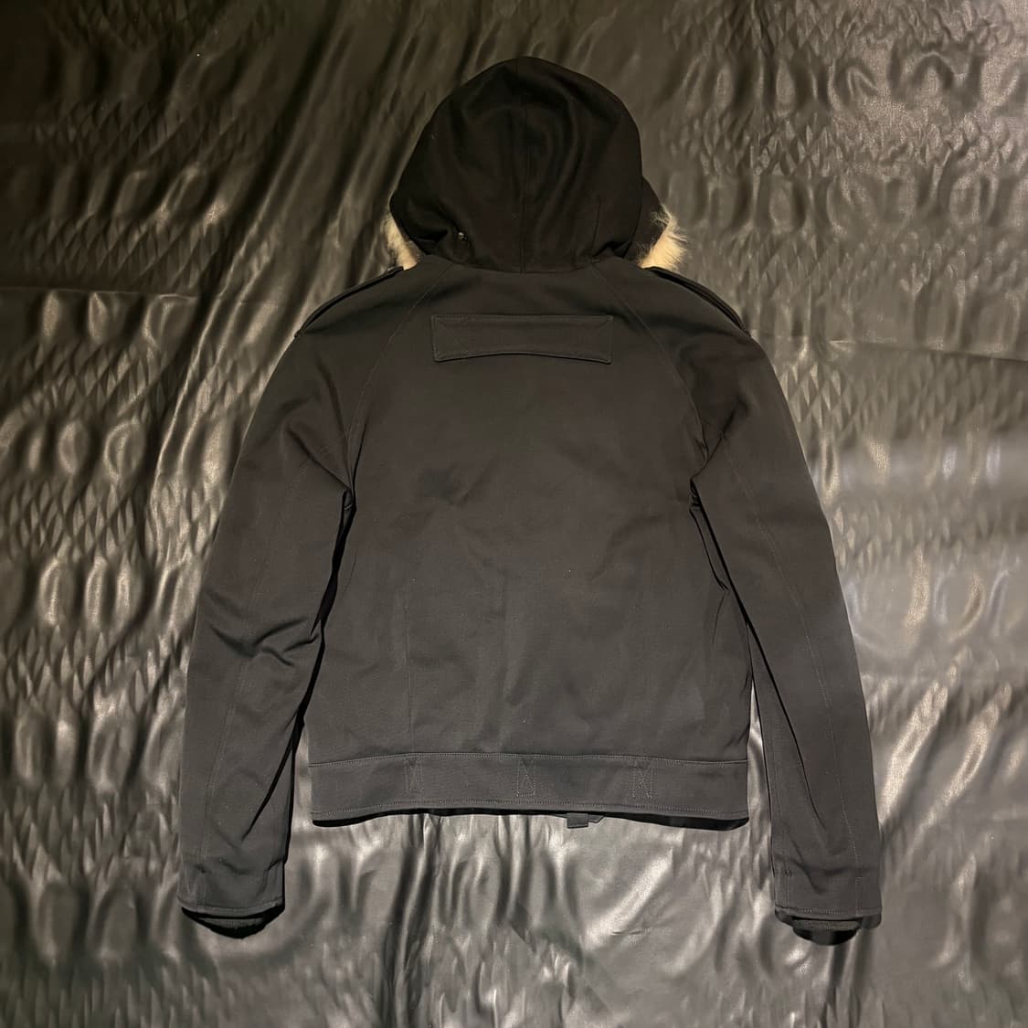 산드로 블랙 퍼 후드 패딩 상품이미지2