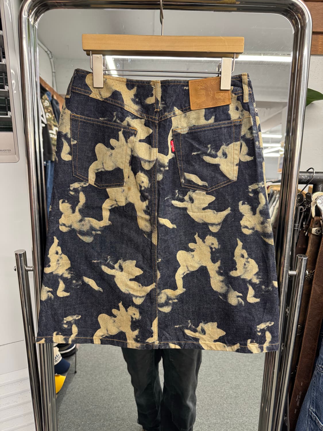 Ozone 빈티지 페인팅 데님스커트 상품이미지4