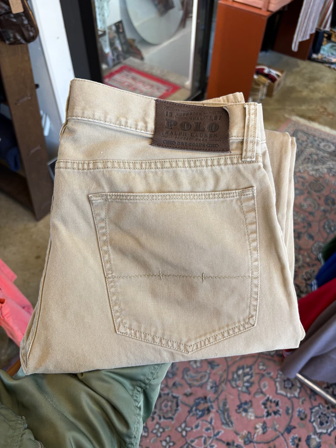 폴로 신형 라벨 가죽 탭 치노 상품이미지1