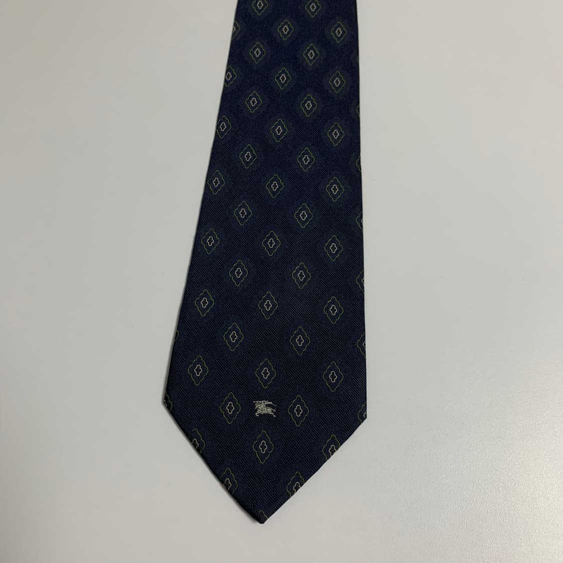버버리(BURBERRY) 명품넥타이 100실크 기하학적패턴 A+등급 상품이미지9