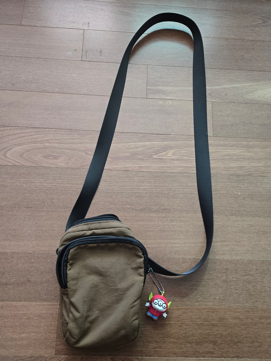 Gu 미니 크로스백 상품이미지1