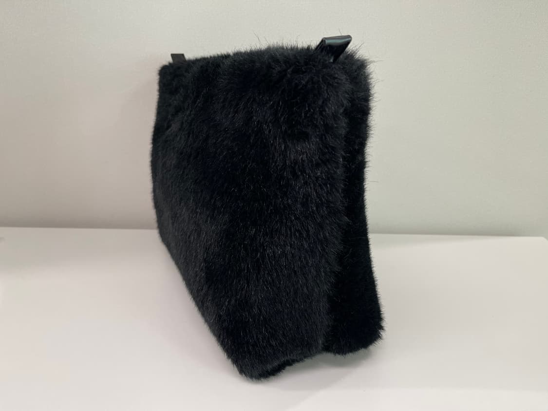 준야와타나베 꼼데가르송 퍼 클러치백 상품이미지2