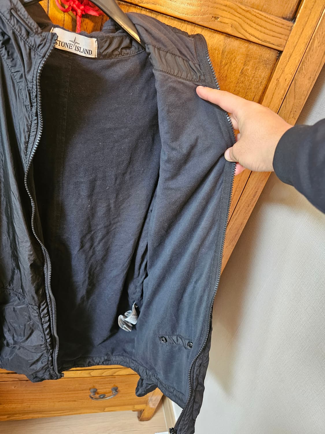 스톤 스톤아일랜드 나일론 자켓 팔아요 안에 기모있음 m 100정도 사이즈 상품이미지4