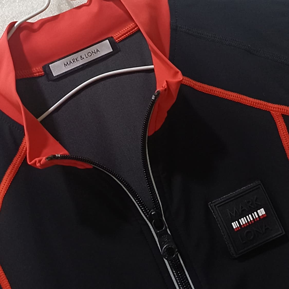 매장판 마크앤로나 골프 바람막이 자켓 여성 S 블랙 훌륭 사랑봉봉 상품이미지5