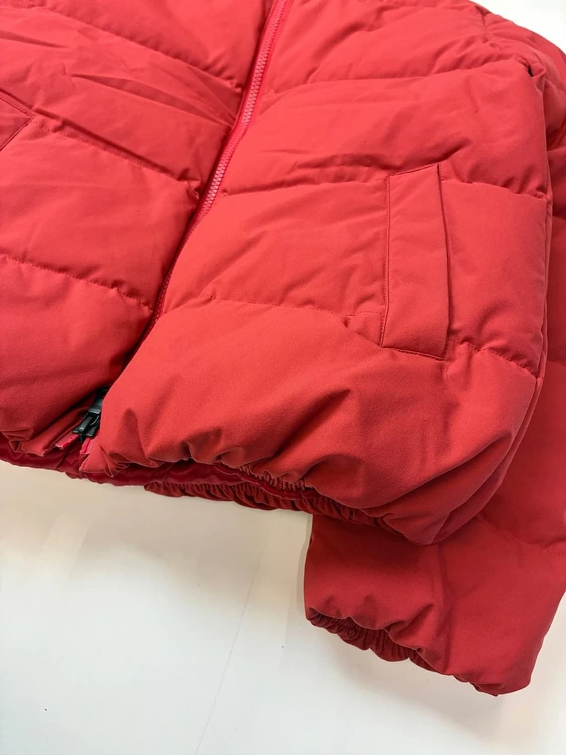 오니츠카타이거 크롭 덕다운 카라 패딩 PN5546 상품이미지3