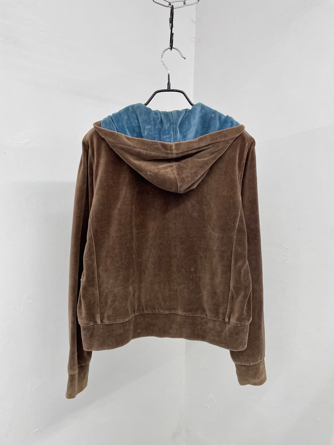 브라운 y2k 벨벳 후드집업 상품이미지6