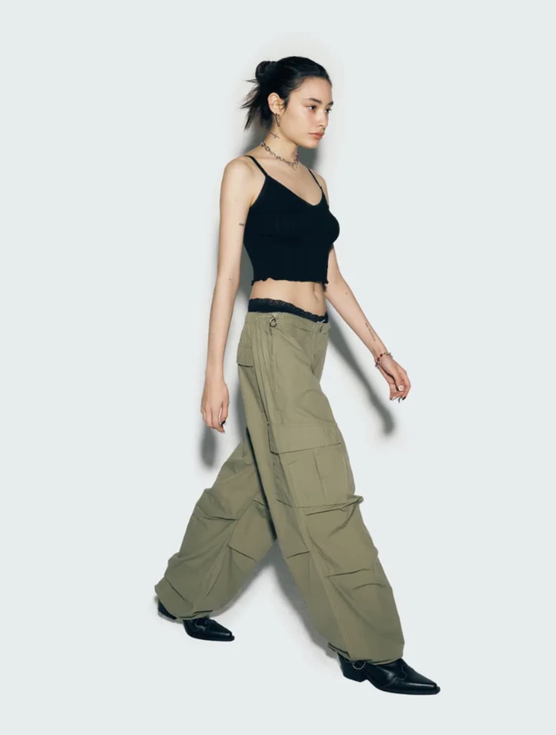 에즈이프 캘리 PARACHUTE CARGO PANTS 카고팬츠  상품이미지1