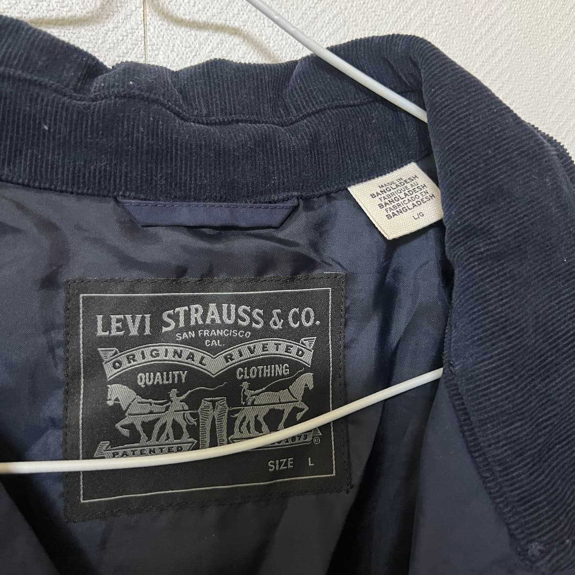 리바이스 퀼팅자켓 네이비 L 상품이미지3