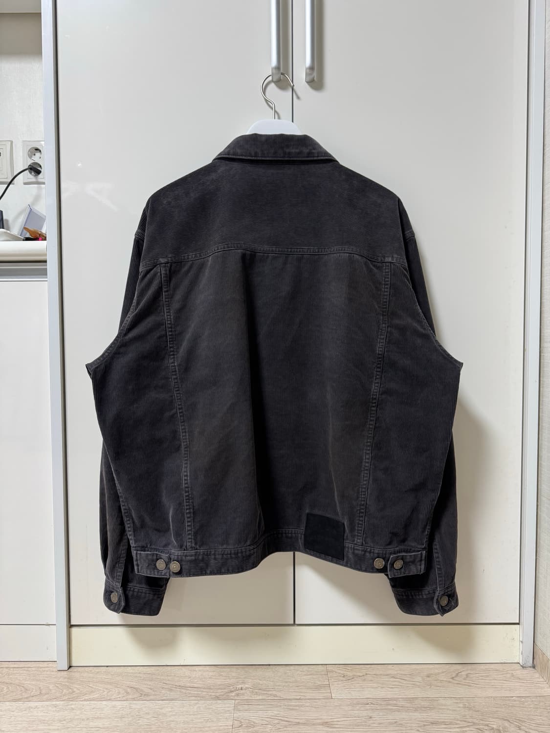 4) 폴리테루 코듀로이 멀티 페이디드 트러커 차콜 상품이미지2