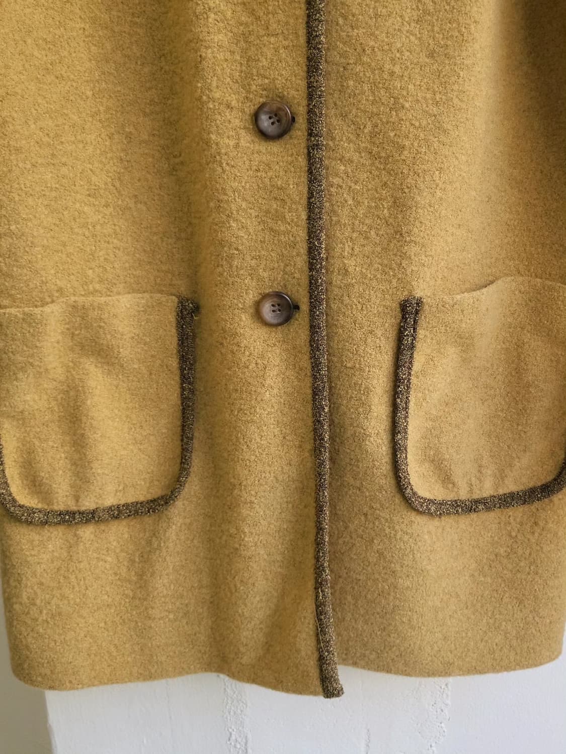 머스터드 울부클 오버핏 코트 상품이미지4