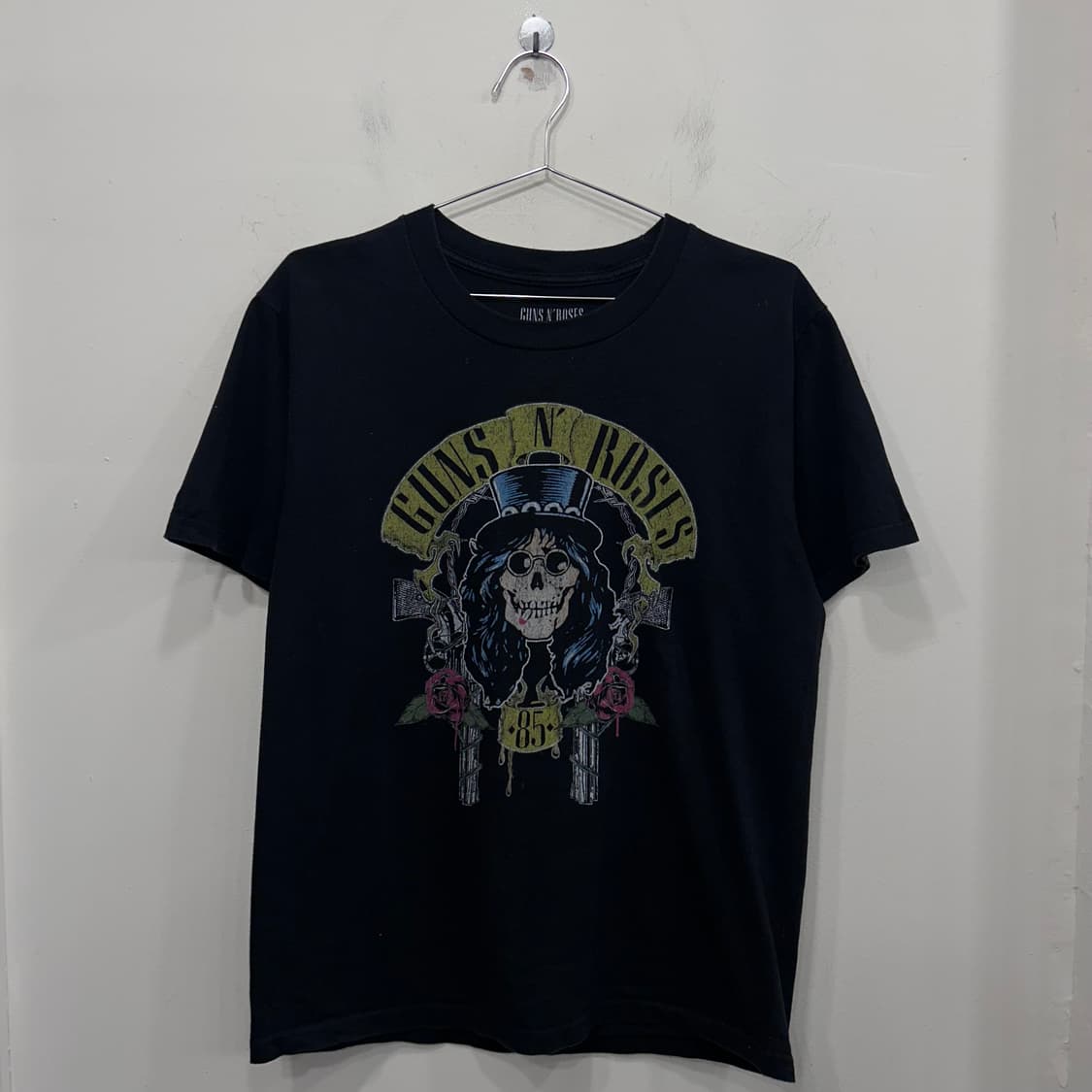 건즈 앤 로지스 2020 머챈다이즈 프린팅 반팔티 상품이미지2