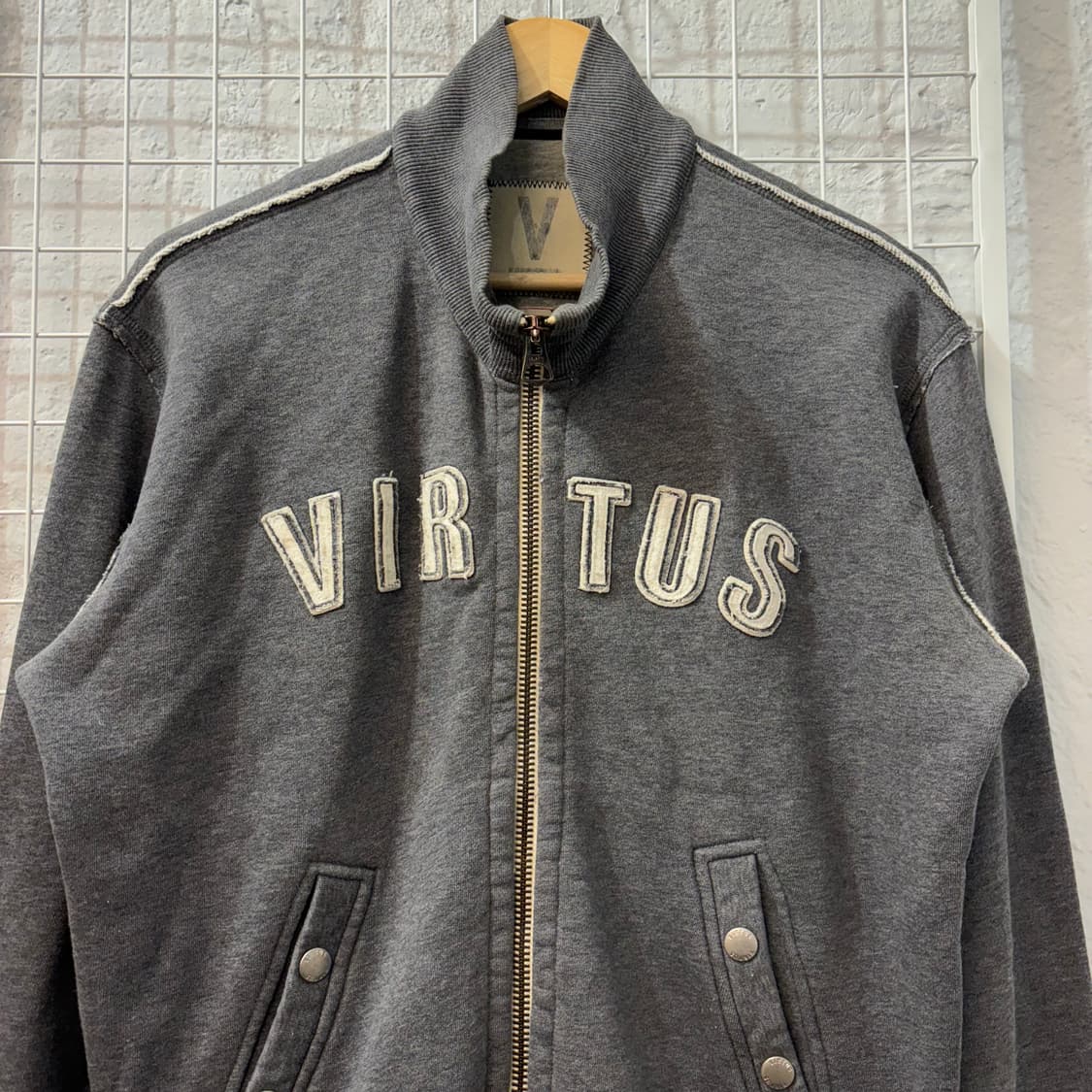 VTG VIRTUS 그레이 집업 자켓 M 상품이미지3