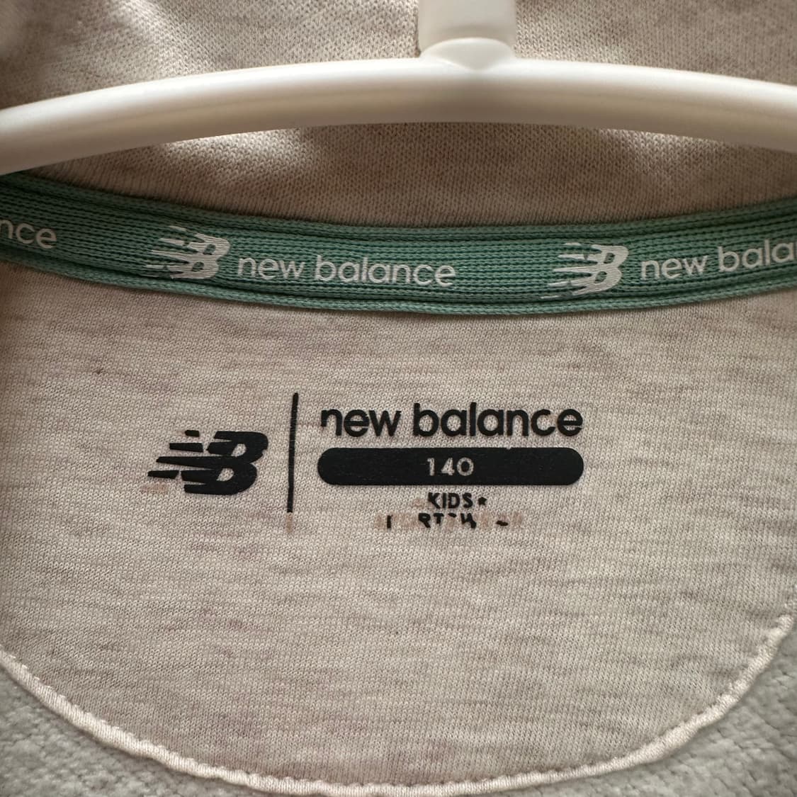 뉴발란스 반집업 맨투맨 140 상품이미지2