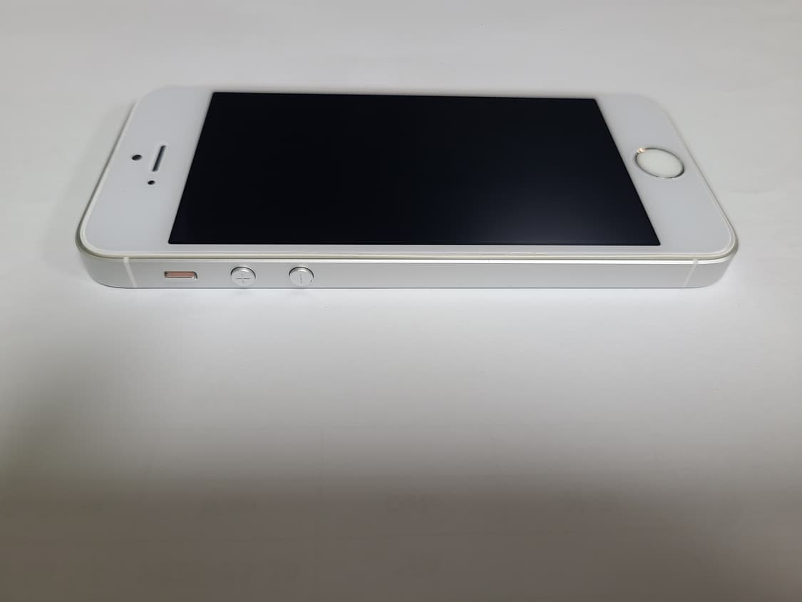 아이폰se1 실버 16G 배터리100 상품이미지5