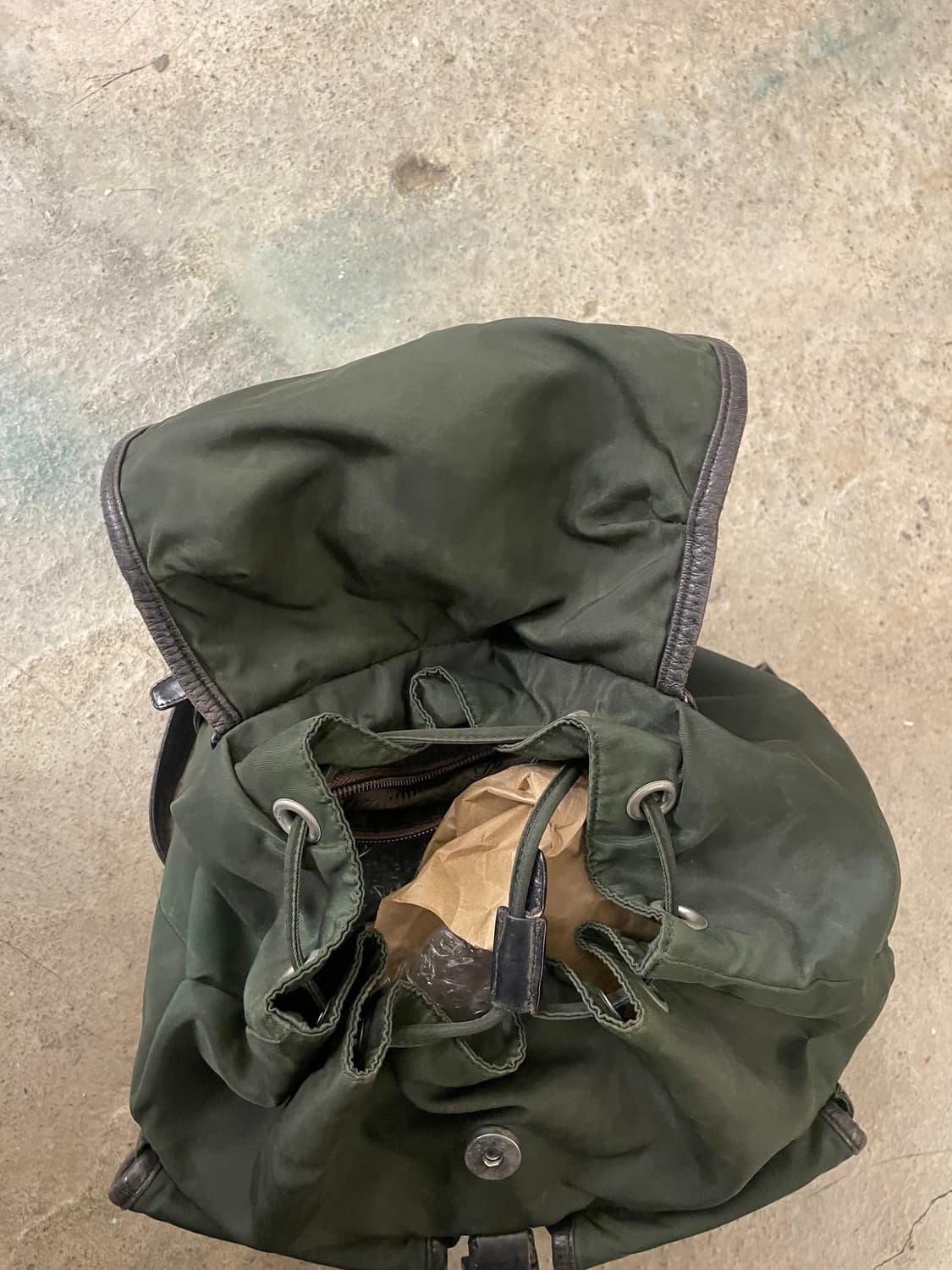 프라다 포코노 백팩 그린 상품이미지4