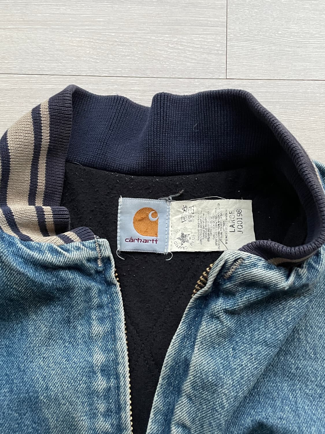 90s 칼하트 산타페 JQ0198 데님 워크 자켓 상품이미지3