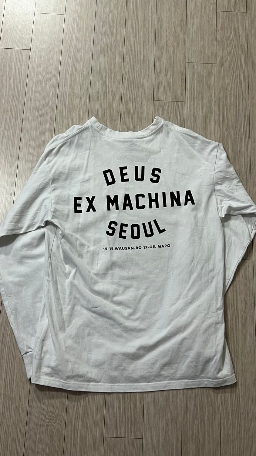 데우스 엑스 마키나 흰색 롱슬리브(서울) 상품이미지2