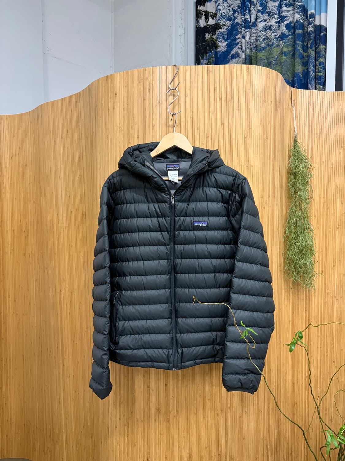 파타고니아 경량 패딩 블랙 상품이미지1