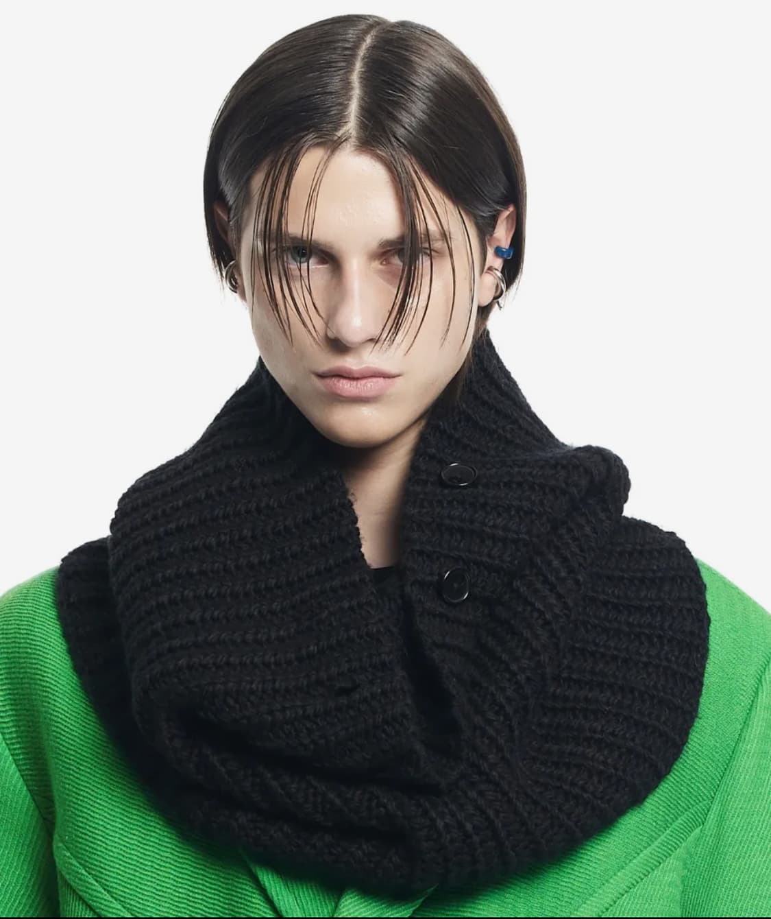 메종미네드 핸드 메이드 버튼 알파카 워머 블랙 상품이미지1