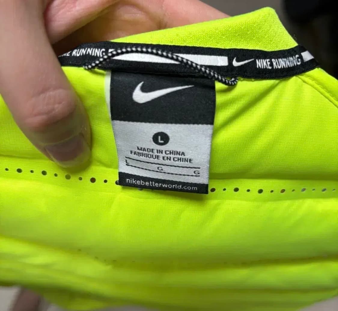 나이키 에어로로프트 L 상품이미지4