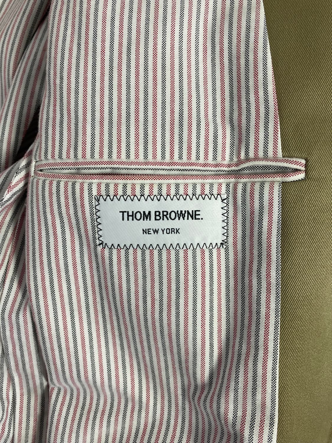 톰브라운 사선완장 체스터필드 코트 (MOU543A) 상품이미지8