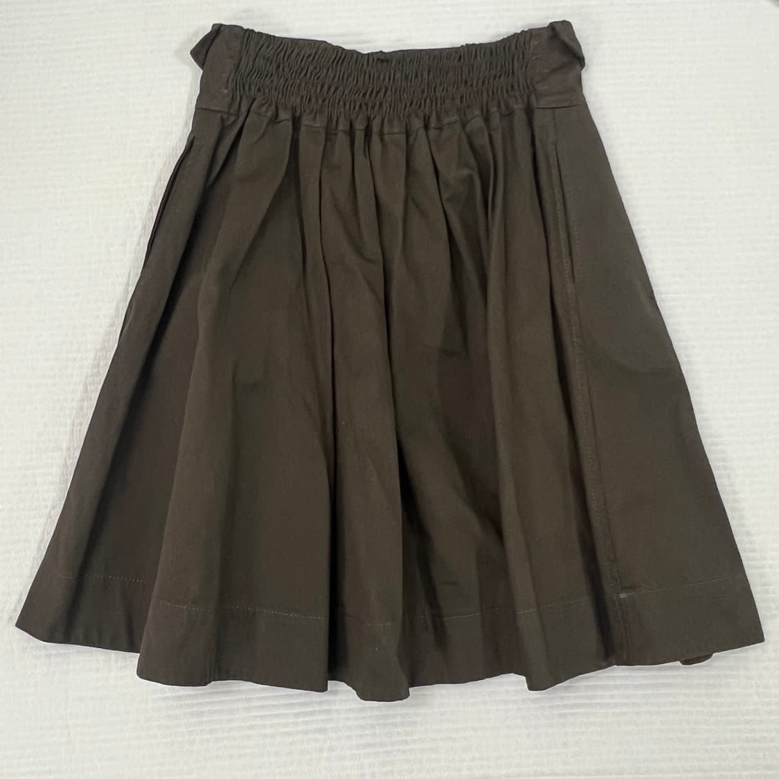 모리걸 플레어 핀턱 미디스커트 카키 상품이미지2