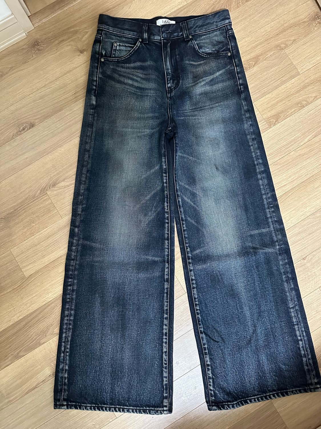 엘무드 크루져와 이드 플레어 데님 미드나잇 블루 44 상품이미지1