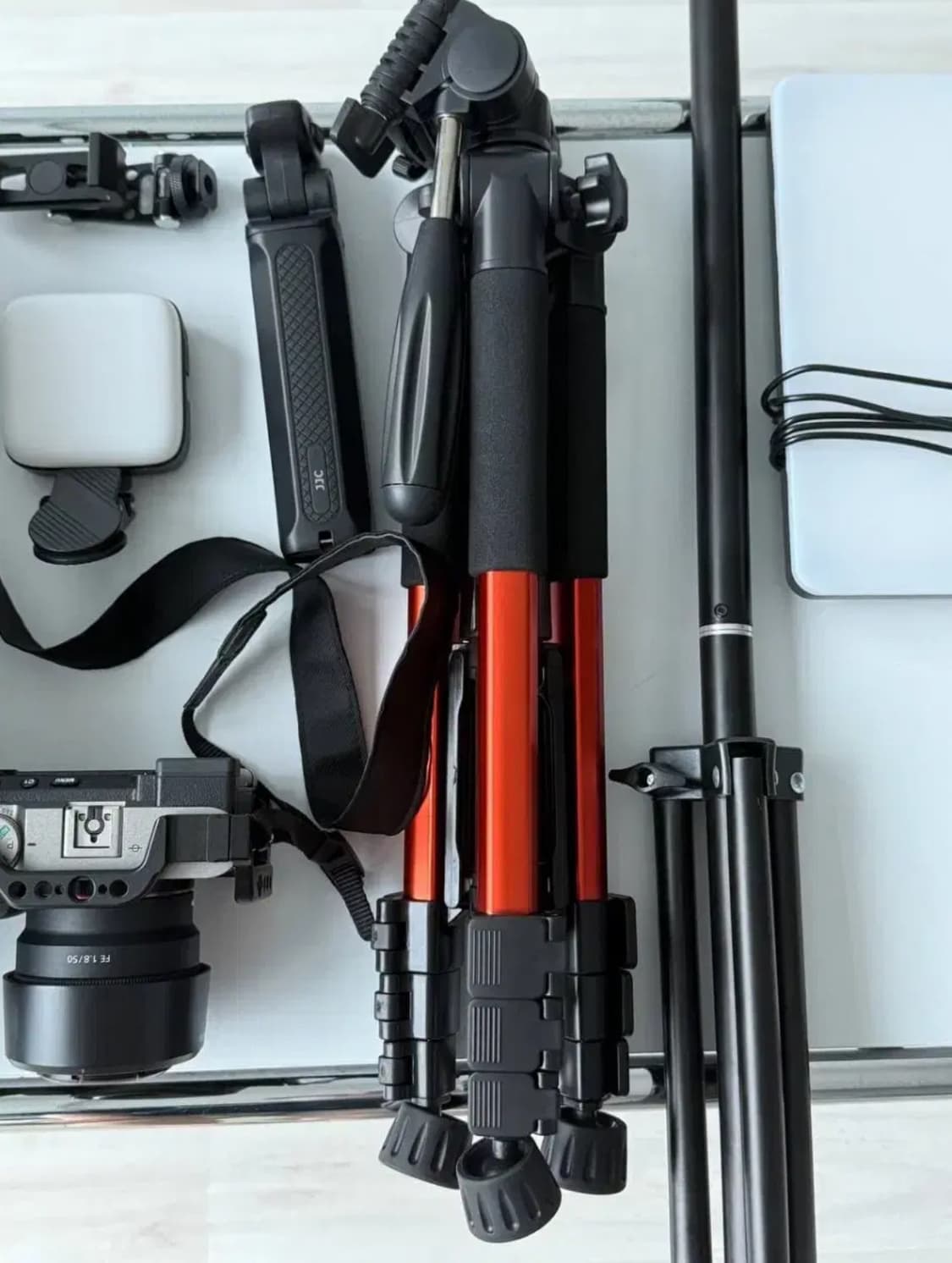 Sony A7C2 + 소니 50mm 단렌즈 + 악세사리 상품이미지3