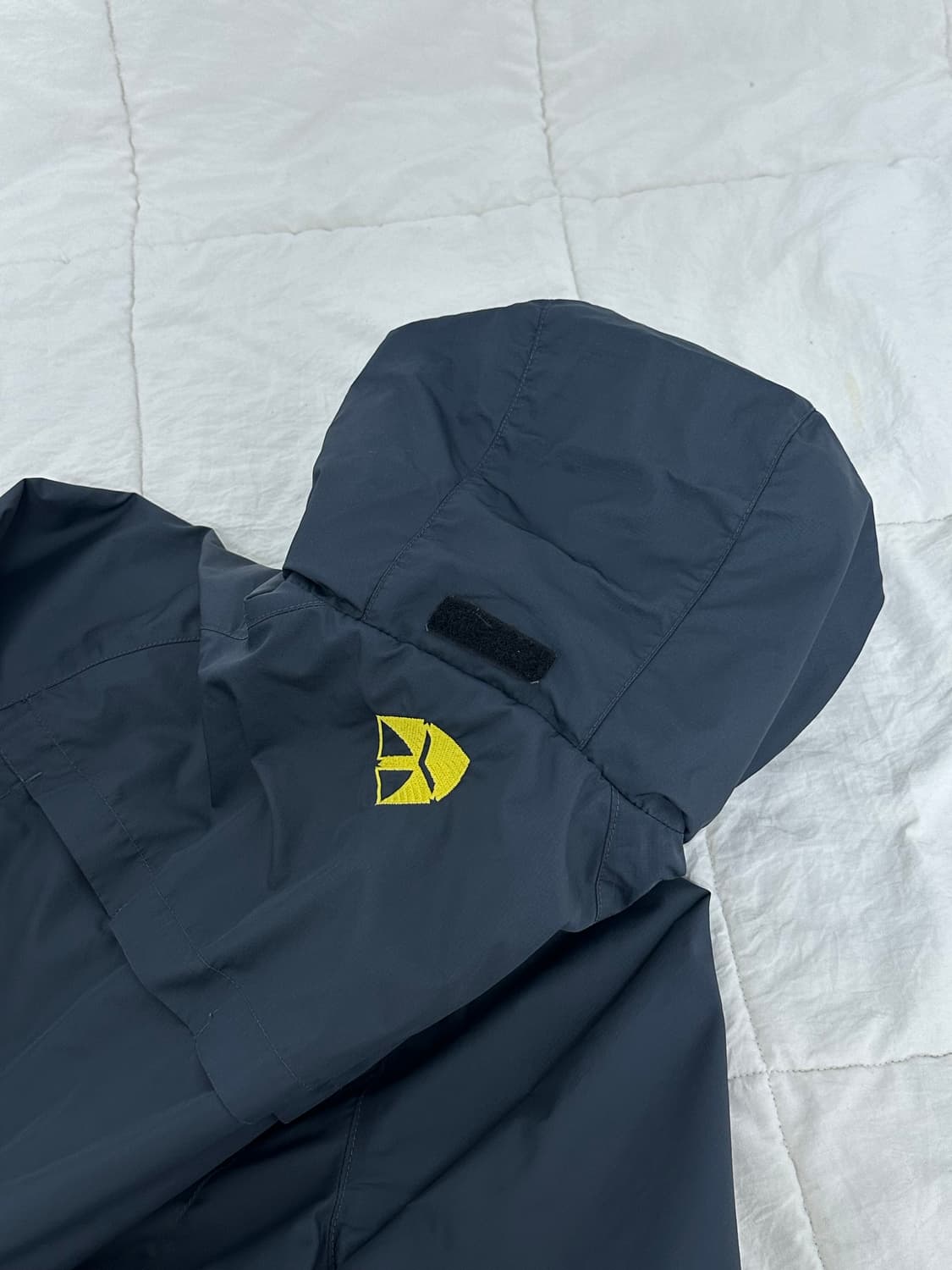 나이키 바르샤 스톰핏 바람막이 미디움 상품이미지8