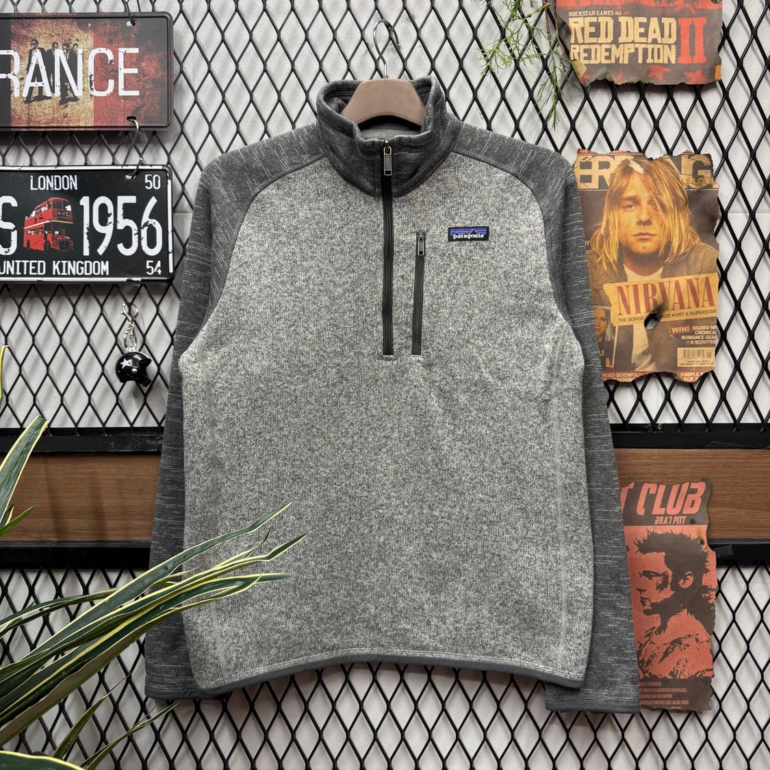 파타고니아 베터 스웨터 배색 하프 집업 전면 로고 포인트 그레이 상품이미지1