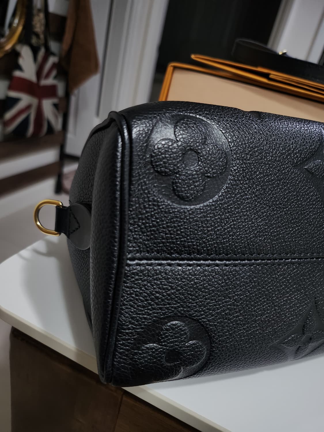 루이비통 반둘리에20 앙프렝트 블랙 상품이미지3