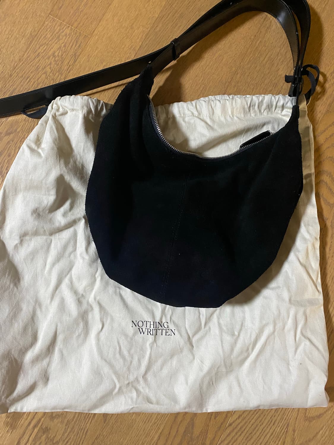 낫띵리튼 숄더 레더 백 스웨이드 shoulder leather bag 상품이미지1