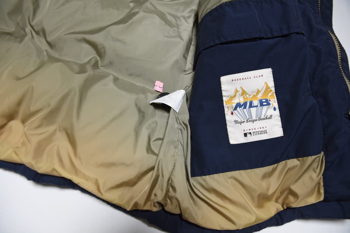 MLB 남녀공용 거위솜털 패딩 점퍼 95사이즈 상품이미지4