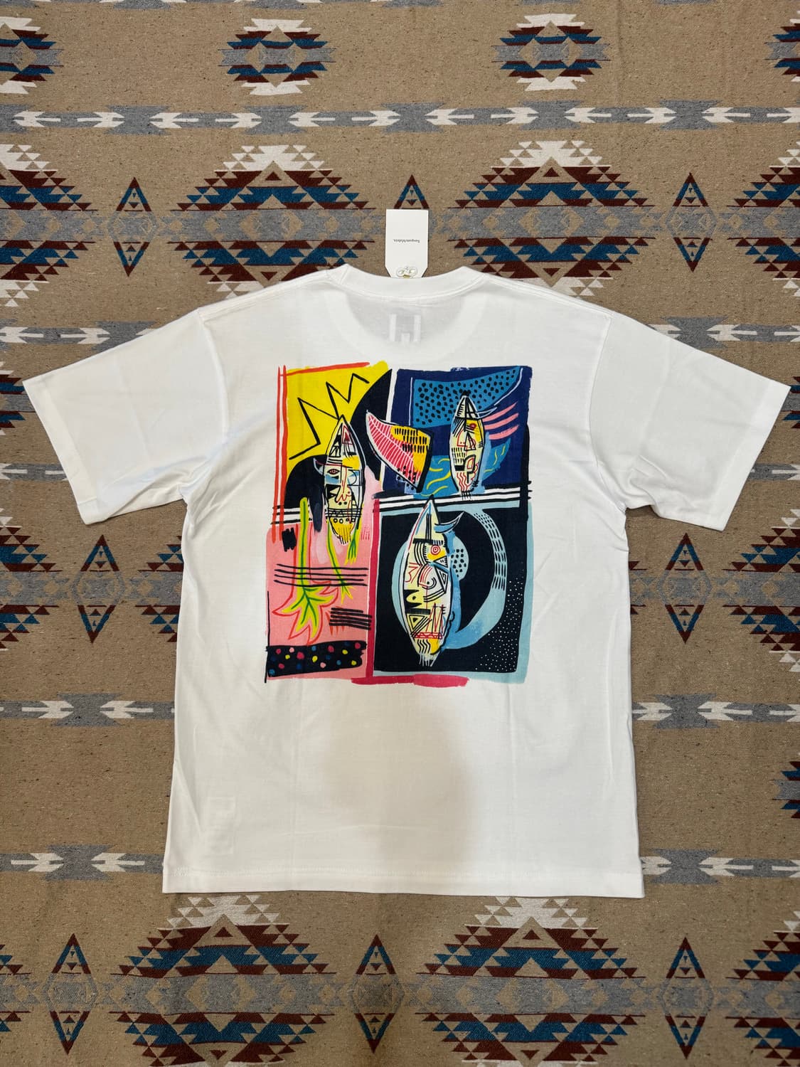 [L] 사스콰치패브릭스 PRIMITIVE MASK 티셔츠 화이트 상품이미지4
