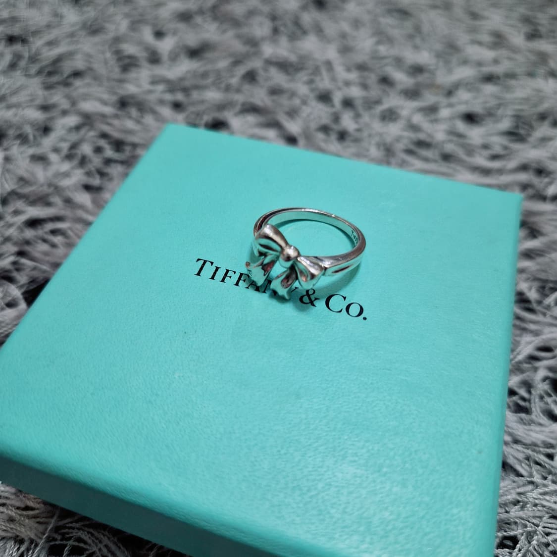 티파니앤코 리본 반지 상품이미지2