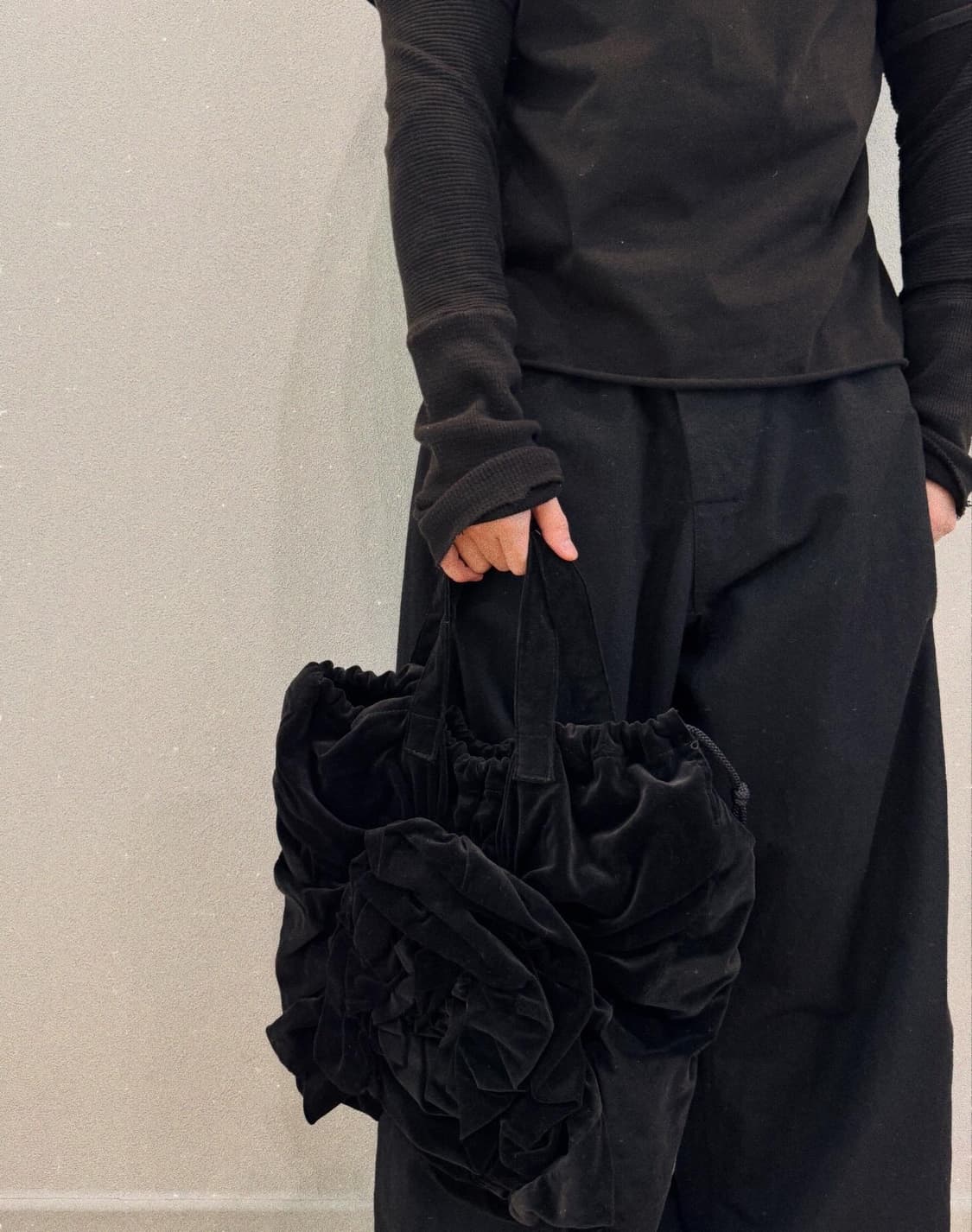 꼼데가르송 벨벳 로즈 토트백 상품이미지1