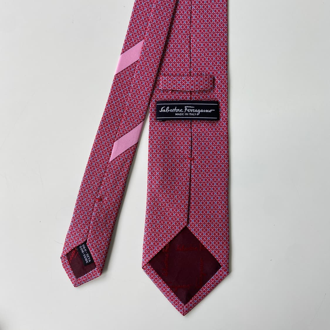 새상품급 페레가모(Ferragamo) 모노그램 명품 정품 넥타이7.8cm 상품이미지3