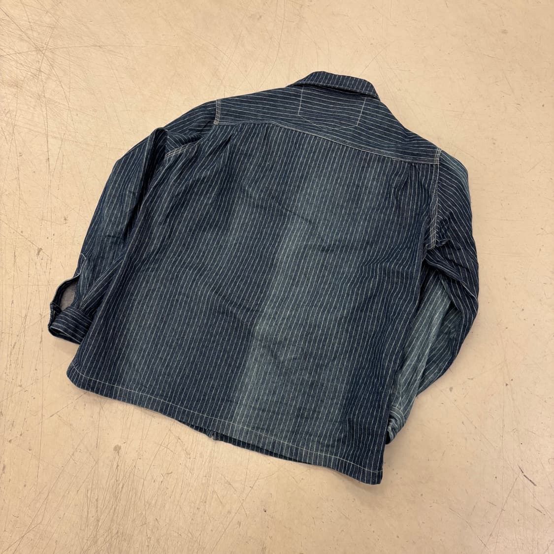 블루워터어반가먼츠 히코리 페이드 데님 자켓 상품이미지3