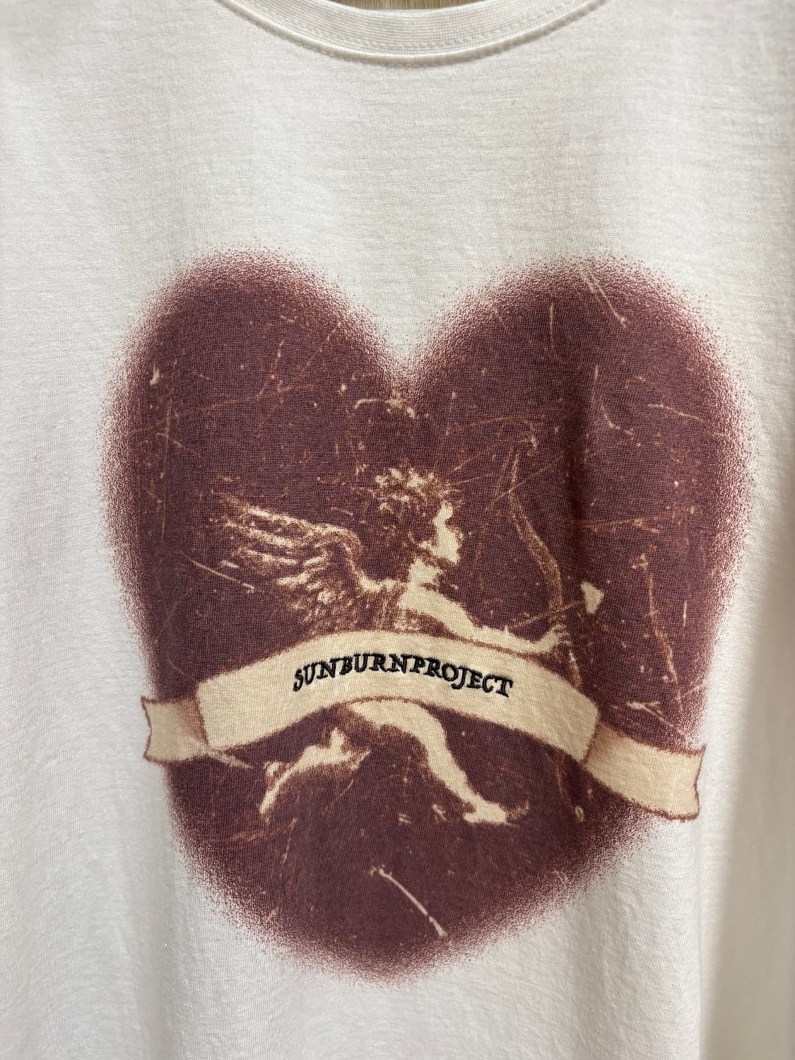 썬번프로젝트 큐피드 티셔츠 상품이미지3